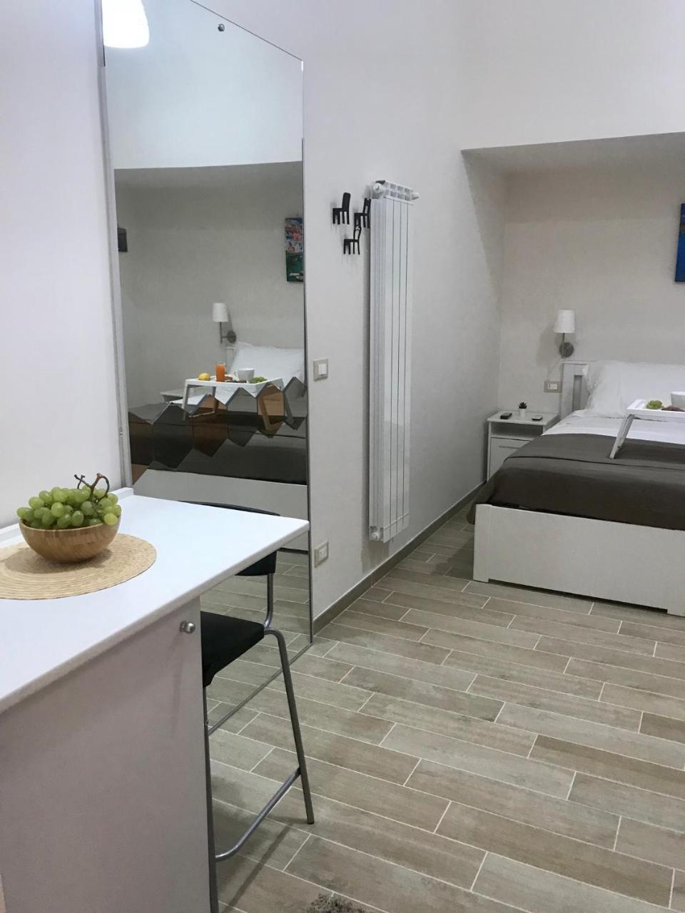 Virgilio'S Garden Acomodação com café da manhã Castellammare di Stabia Exterior foto