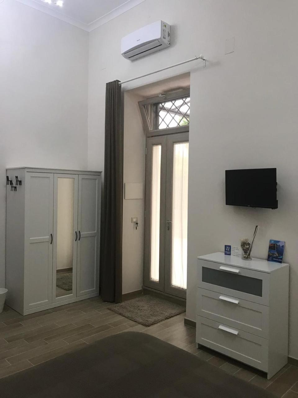 Virgilio'S Garden Acomodação com café da manhã Castellammare di Stabia Exterior foto
