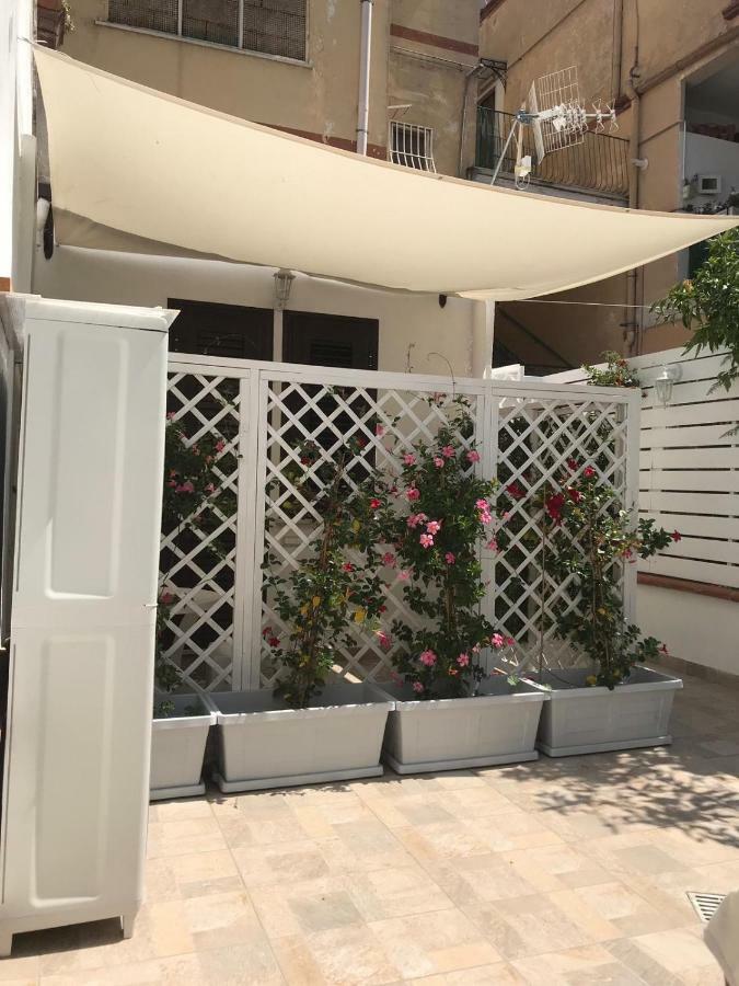 Virgilio'S Garden Acomodação com café da manhã Castellammare di Stabia Exterior foto