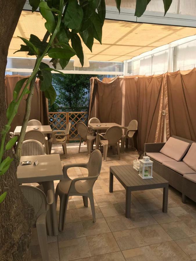 Virgilio'S Garden Acomodação com café da manhã Castellammare di Stabia Exterior foto