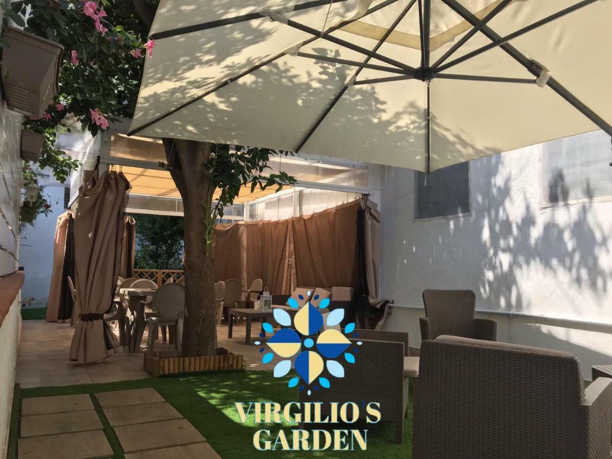 Virgilio'S Garden Acomodação com café da manhã Castellammare di Stabia Exterior foto